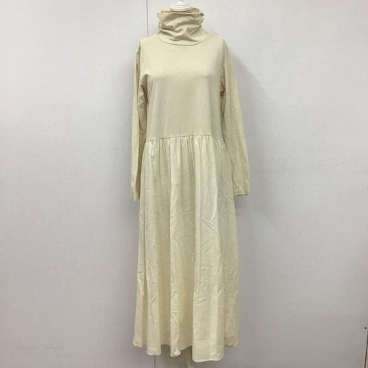 リブインコンフォート Live in comfort ワンピース ロングスカート CS-693-086 タートルネックインナーワンピース ロングワンピース 無地 白 / ホワイト /  レディース USED 古着 中古 10110256