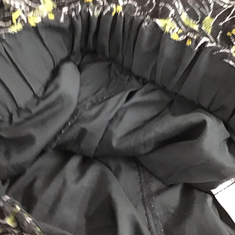 スライ SLY ボトムス ボトムス 030bsa31-2950 PASSIONATE LACE SLIT PT 2 総柄 黒 / ブラック /  レディース USED 古着 中古 10150466