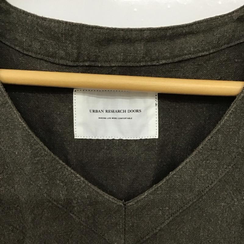 アーバンリサーチドアーズ URBAN RESEARCH DOORS カットソー 半袖 ノースリーブカットソー Vネックカットソー 40 無地 カーキ / カーキ /  メンズ USED 古着 中古 10132689