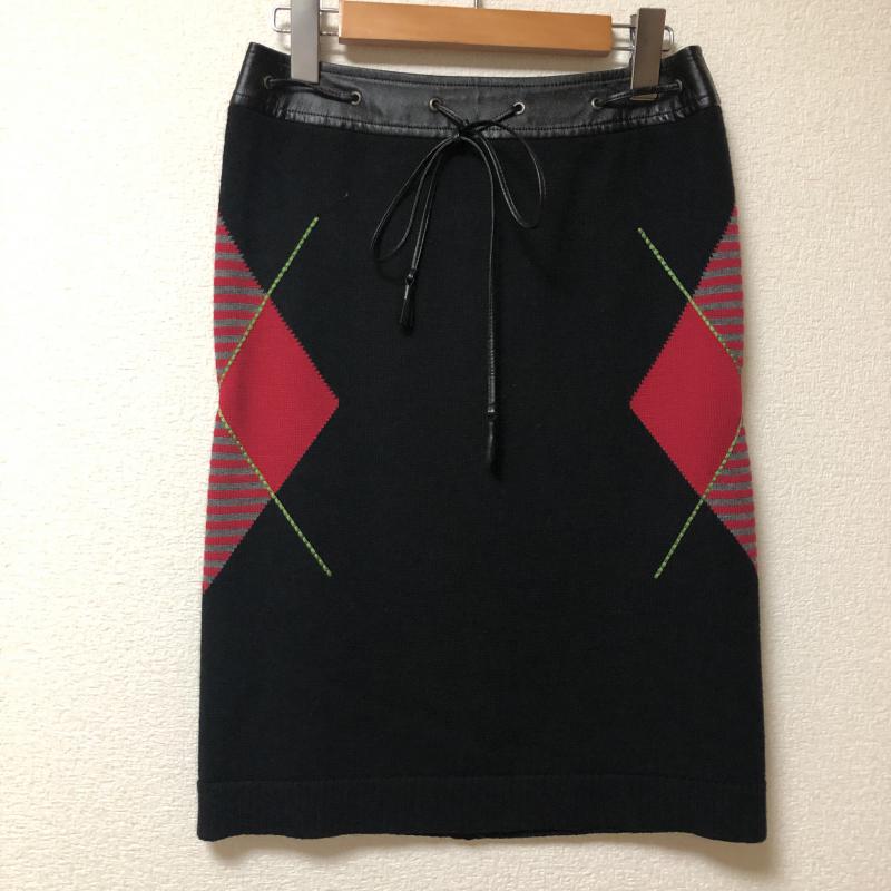 ミスアシダ miss ashida スカート ひざ丈スカート M 無地 X  X 刺繍 黒 / ブラック / X 赤 / レッド / X マルチカラー / マルチカラー /  レディース USED 古着 中古 10011100