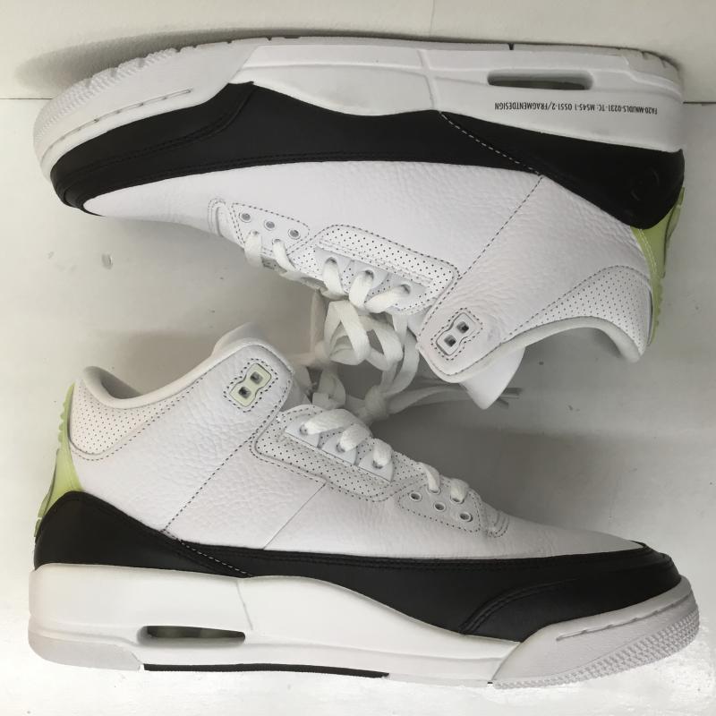 ナイキ NIKE スニーカー スニーカー FRAGMENT フラグメント AIR JORDAN 3 RETRO SP エア ジョーダン 3 レトロ SP DA3595-100 28.5cm ロゴ、文字 白 / ホワイト / X 黒 / ブラック /  メンズ USED 古着 中古 10107070