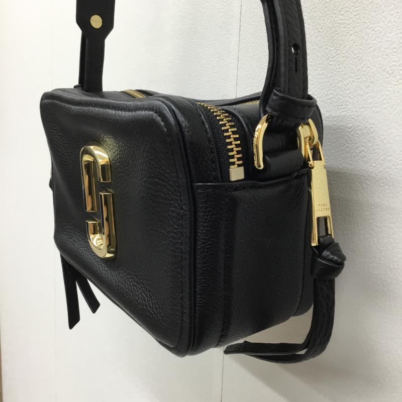 マークジェイコブス MARCJACOBS ショルダーバッグ ショルダーバッグ ロゴ、文字 黒 / ブラック / X 金 / ゴールド /  レディース USED 古着 中古 10143328