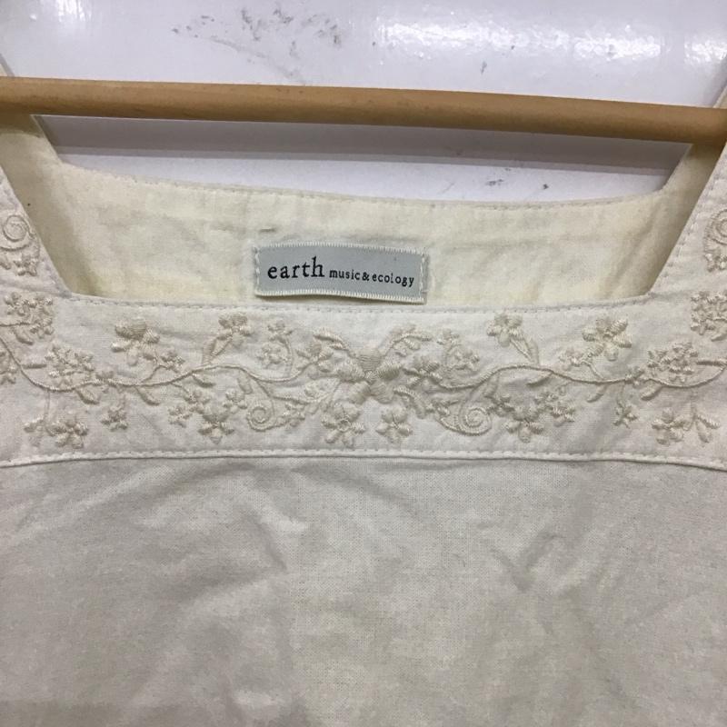 アースミュージックアンドエコロジー earth music&ecology ワンピース ひざ丈スカート 10122H10010 スクエアネック 半袖 FREE 刺繍 アイボリー / アイボリー /  レディース USED 古着 中古 10119244