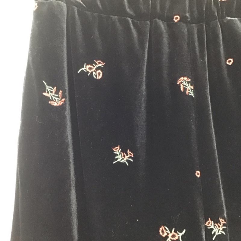 ローリーズファーム LOWRYS FARM ボトムス ボトムス ベロア FREE 刺繍 黒 / ブラック /  レディース USED 古着 中古 10143752