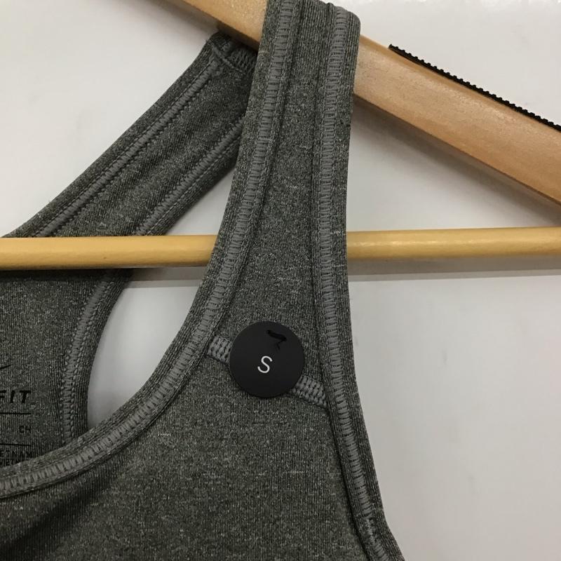 ナイキ NIKE トップス トップス 823313-092 ナイキプロ アップデーテッドブラ スポーツブラ タグ付き S ロゴ、文字 黒 / ブラック / X 灰 / グレー /  レディース USED 古着 中古 10135547