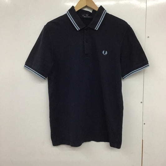 フレッドペリー FRED PERRY ポロシャツ 半袖 半袖ポロシャツ 半袖カットソー カラーシャツ 42 ロゴ、文字 紺 / ネイビー /  メンズ USED 古着 中古 10132576