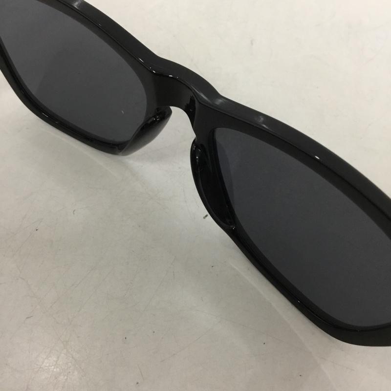 オークリー OAKLEY めがね・サングラス サングラス 24-306 Frogskins フロッグスキン ロゴ、文字 黒 / ブラック /  メンズ USED 古着 中古 10142811