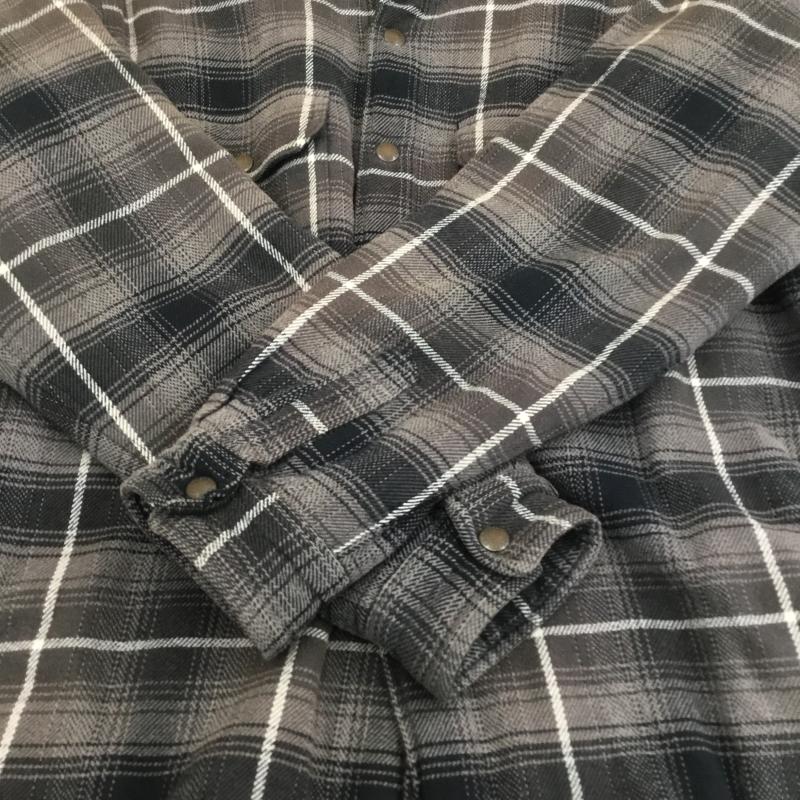 シュプリーム Supreme ジャケット、上着 ジャケット、ブレザー Supreme Shearling Lined Flannel Shirt L チェック 灰 / グレー / X 黒 / ブラック / X 白 / ホワイト /  メンズ USED 古着 中古 10129892