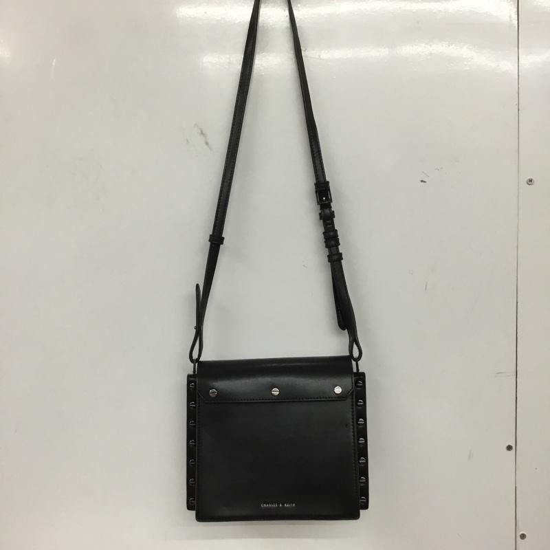 チャールズアンドキース charles&keith ショルダーバッグ ショルダーバッグ CK2-80270098 ロゴ、文字 黒 / ブラック /  レディース USED 古着 中古 10149885