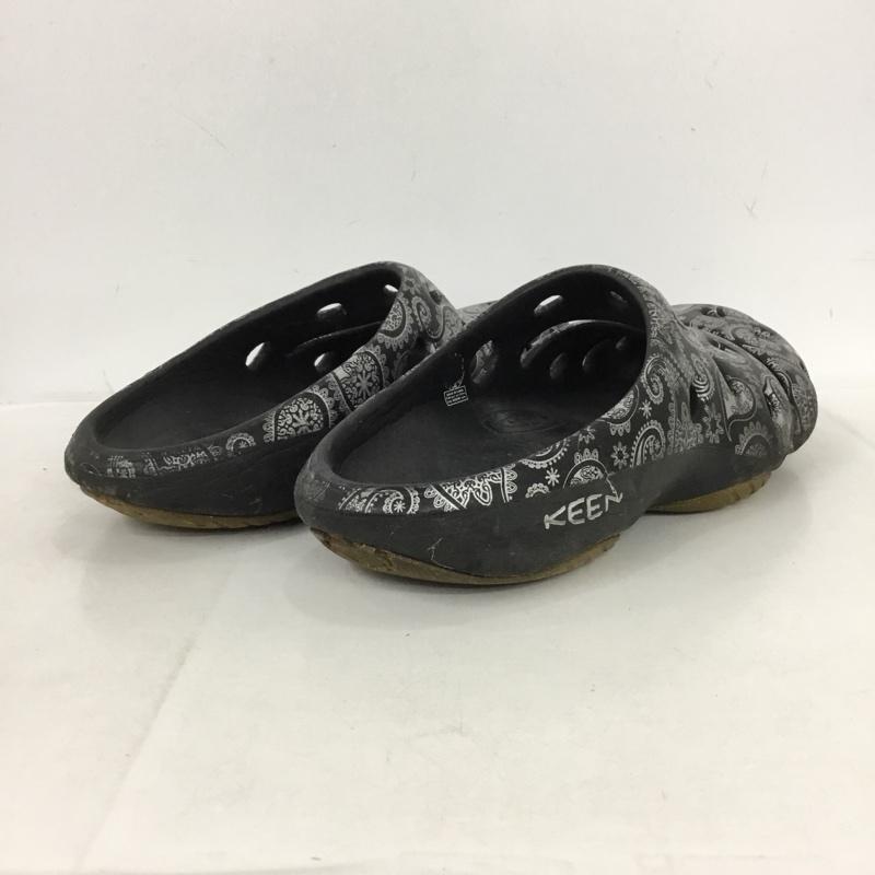 キーン KEEN サンダル サンダル ヨギ アーツ 11 ペイズリー 黒 / ブラック / X 銀 / シルバー /  メンズ USED 古着 中古 10149674