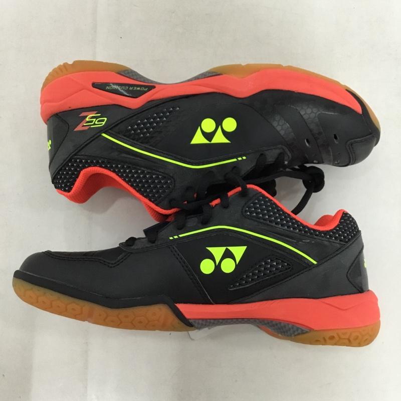 ヨネックス YONEX スニーカー スニーカー 65Z パワークッション65Z バドミントンシューズ 箱有 23.5cm 23.5cm ロゴ、文字 黒 / ブラック / X 赤 / レッド / X 黄 / イエロー /  レディース USED 古着 中古 10147966