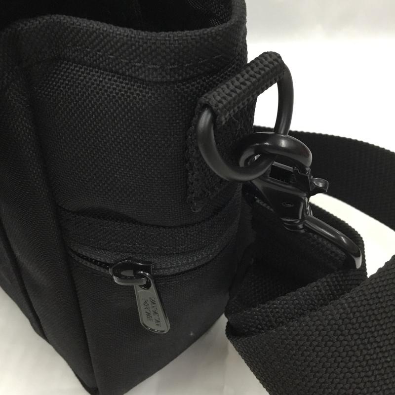 マンハッタンポーテージ Manhattan Portage ショルダーバッグ ショルダーバッグ 1545 Gracie Camera Bag カメラバッグ メッセンジャーバッグ タグ付き ロゴ、文字 黒 / ブラック /  メンズ USED 古着 中古 10105971