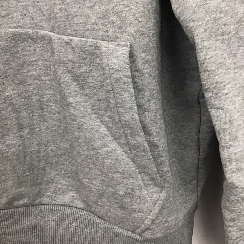 フレッドペリー FRED PERRY パーカー 長袖 長袖パーカー プルオーバーパーカー スウェット M ロゴ、文字 灰 / グレー /  メンズ USED 古着 中古 10147314