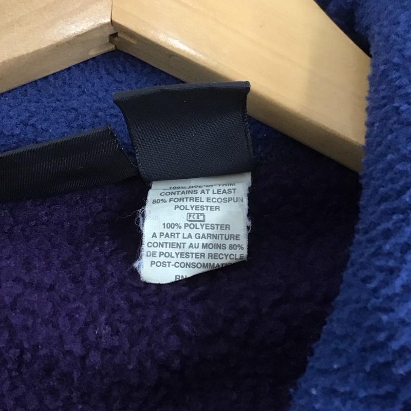 パタゴニア patagonia ベスト ベスト ジップアップベスト フリースベスト ノースリーブ スタンドカラー XL ロゴ、文字 紫 / パープル /  メンズ USED 古着 中古 10137848