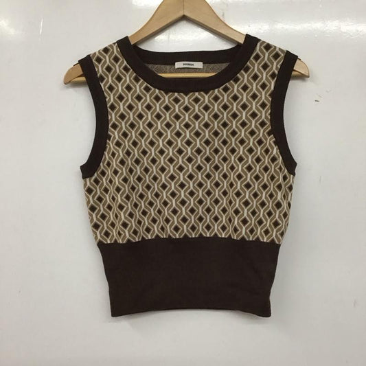 ムルーア MURUA ベスト ベスト 012142601801-01 ジオメトリックニットベスト FREE  茶 / ブラウン /  レディース USED 古着 中古 10138913