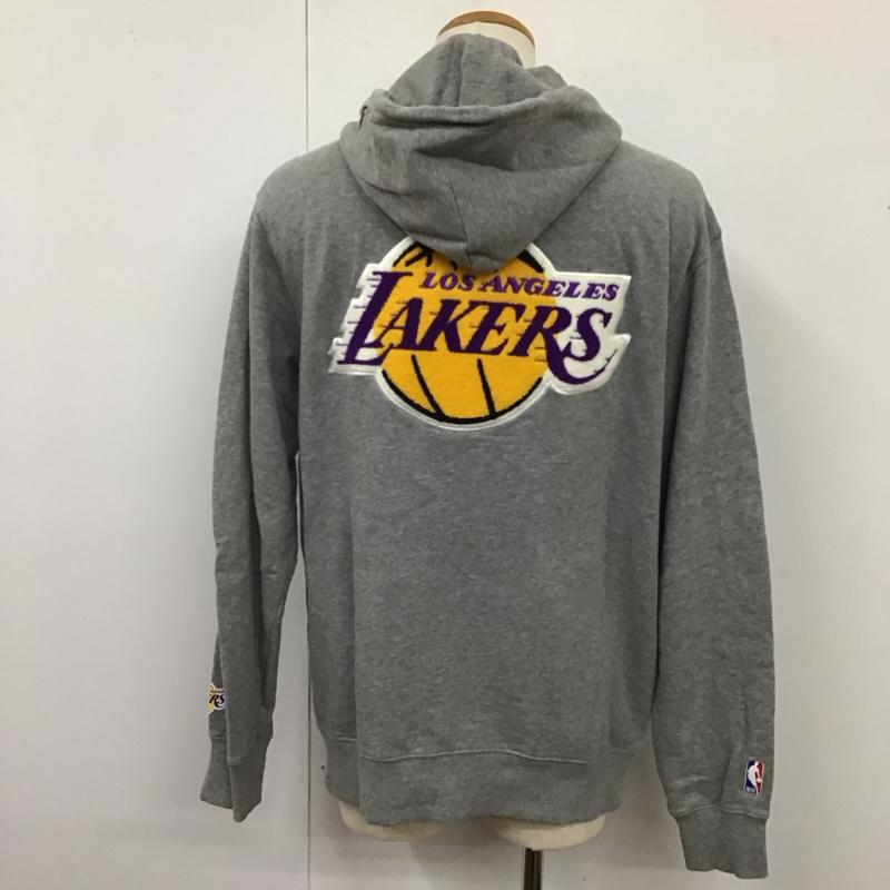 エクストララージ XLARGE パーカー 長袖 NEW ERA LAKERS NBA プルオーバー フーディー スウェット XL ロゴ、文字 灰 / グレー /  メンズ USED 古着 中古 10120182