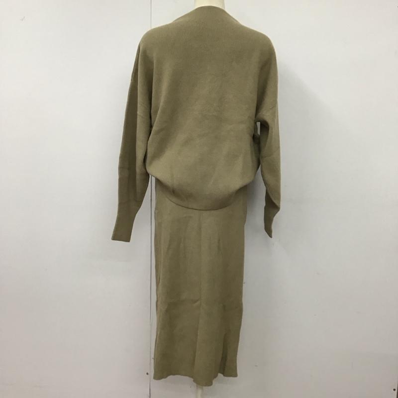 ミラオーウェン Mila Owen セットアップ セットアップ 09wn0224171 セットアップ 長袖ニット ロングニットスカート 0 無地 ベージュ / ベージュ /  レディース USED 古着 中古 10149344