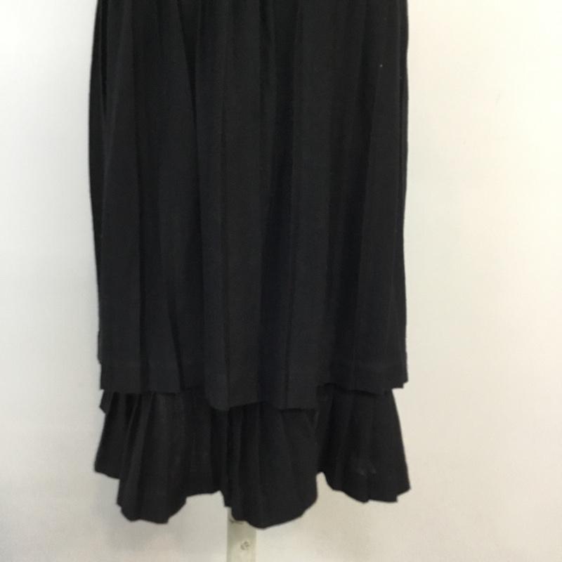 アースミュージックアンドエコロジー earth music&ecology スカート ミニスカート プリーツ 無地 黒 / ブラック /  レディース USED 古着 中古 10047352