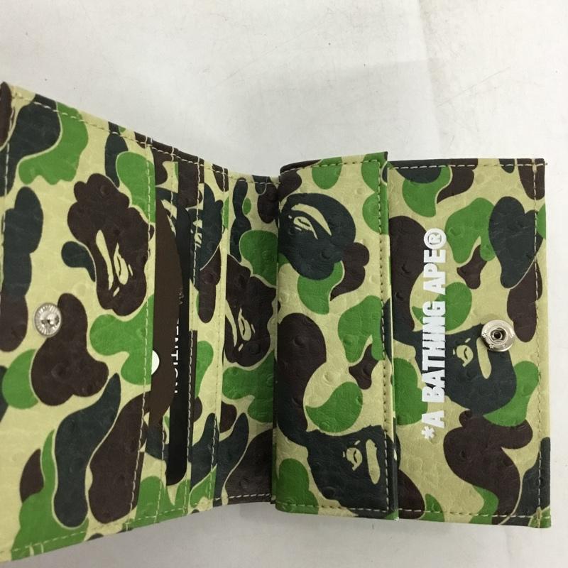 アベイシングエイプ A BATHING APE 財布 二つ折り ABC CAMO MINI WALLET カモフラージュ柄・迷彩 マルチカラー / マルチカラー /  メンズ USED 古着 中古 10148450