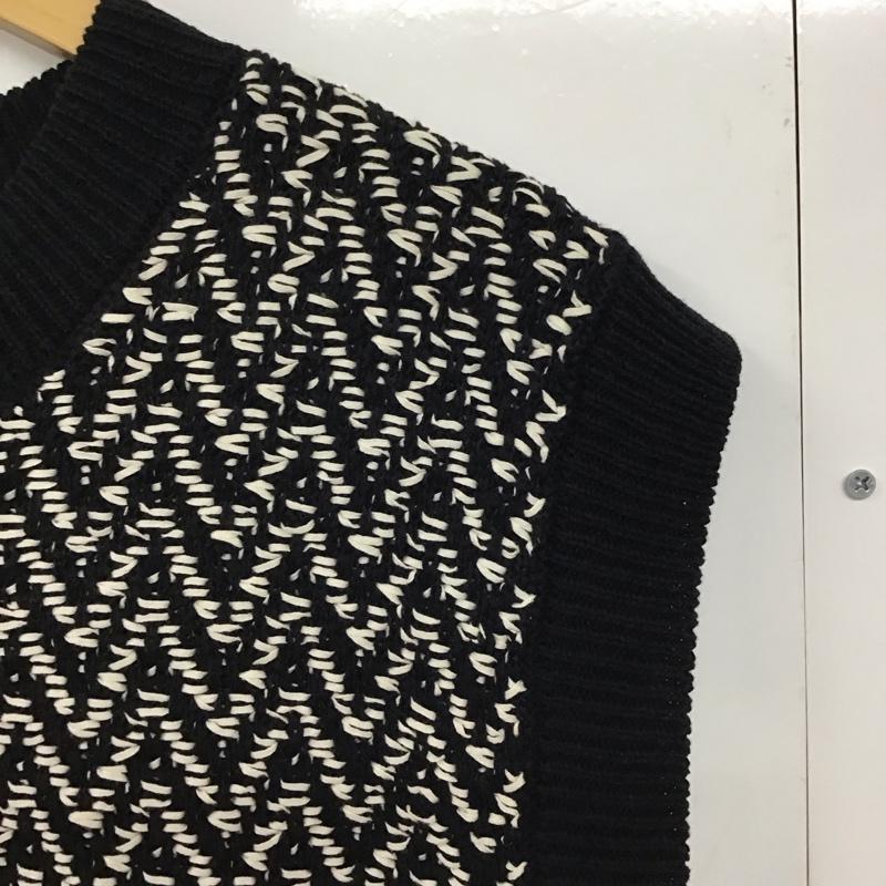 スライ SLY ベスト ベスト 030FSZ70-0780 TAPE YARN KNIT VEST FREE  黒 / ブラック / X 白 / ホワイト /  レディース USED 古着 中古 10140501