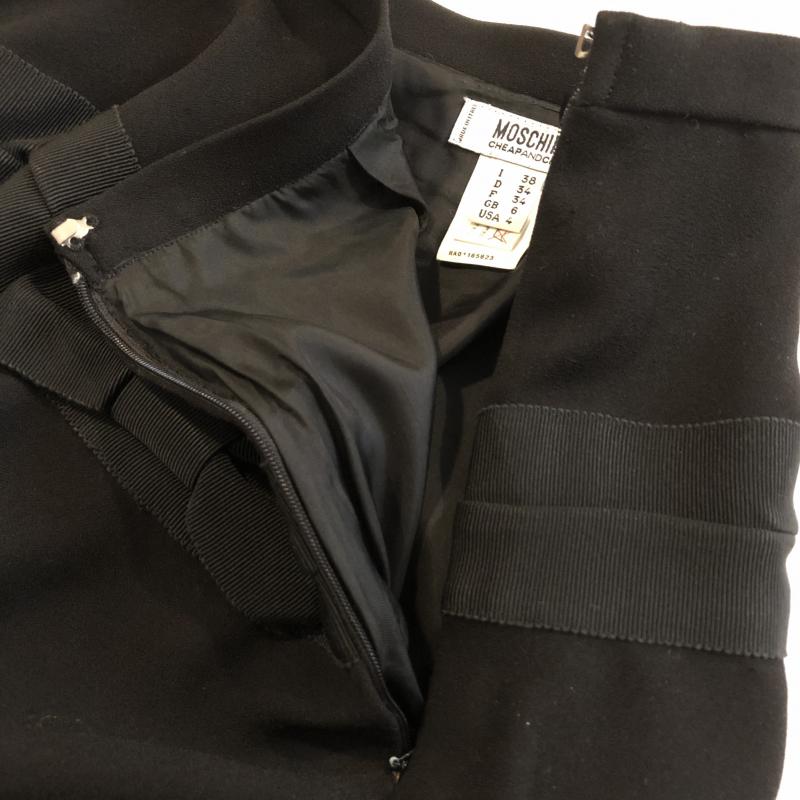 モスキーノチープ&シック MOSCHINO CHEAP AND CHIC スカート ひざ丈スカート プリーツ　グログランリボン 38 無地 X  黒 / ブラック /  レディース USED 古着 中古 10029100