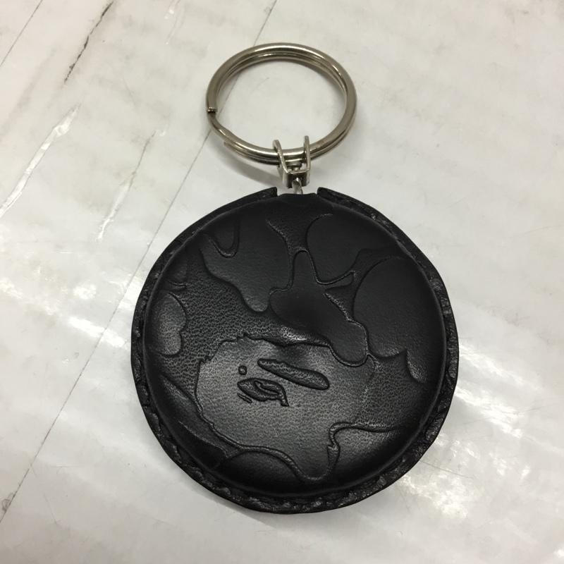 アベイシングエイプ A BATHING APE キーホルダー キーホルダー 総柄 黒 / ブラック /  メンズ USED 古着 中古 10110079