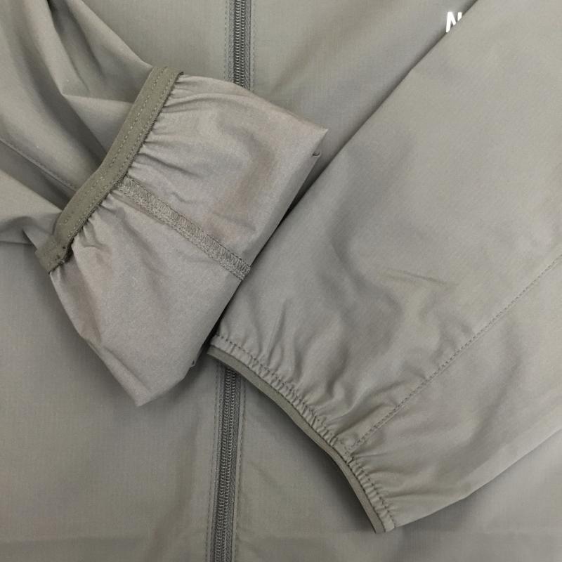 ザノースフェイス THE NORTH FACE ジャケット、上着 ジャケット、ブレザー ES Anytime Wind Hoodie ES エニータイムウインドフーディ NP72385 タグ付 L ロゴ、文字 カーキ / カーキ /  メンズ USED 古着 中古 10108111