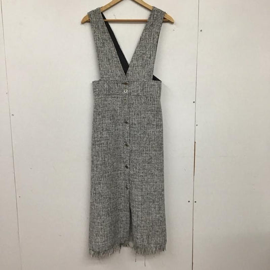 ザラ ZARA ワンピース・ドレス・オールインワン ワンピース・ドレス・オールインワン ノースリーブワンピース ロングスカート タイトスカート S 総柄 白 / ホワイト / X 黒 / ブラック /  レディース USED 古着 中古 10134326