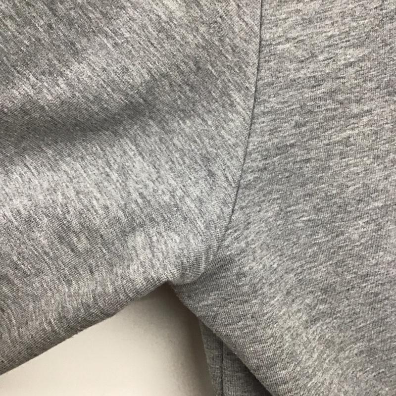 パタゴニア patagonia パーカー 長袖 ジップアップパーカー 長袖パーカー スウェットパーカー M ロゴ、文字 灰 / グレー /  メンズ USED 古着 中古 10150097