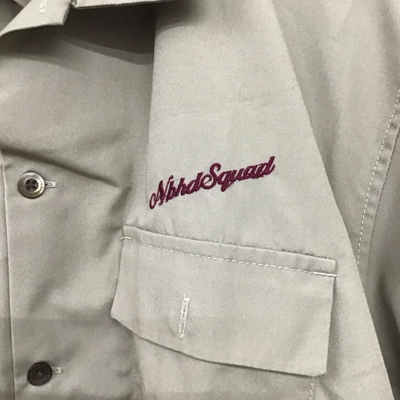 ネイバーフッド NEIGHBORHOOD シャツ、ブラウス 半袖 201tsnh-shm12 半袖シャツ 無地シャツ ポケットシャツ L ロゴ、文字 ベージュ / ベージュ /  メンズ USED 古着 中古 10128670