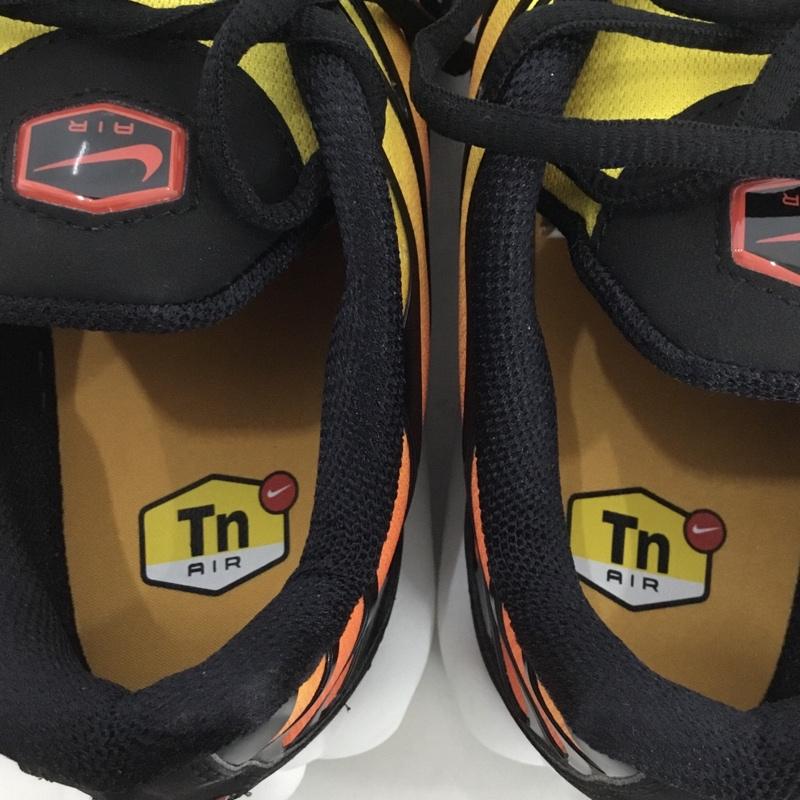 ナイキ NIKE スニーカー スニーカー HF0552-001 AIR MAX PLUS 29cm 箱有 29.0cm ロゴ、文字 黒 / ブラック / X 橙 / オレンジ / X 黄 / イエロー /  メンズ USED 古着 中古 10125085
