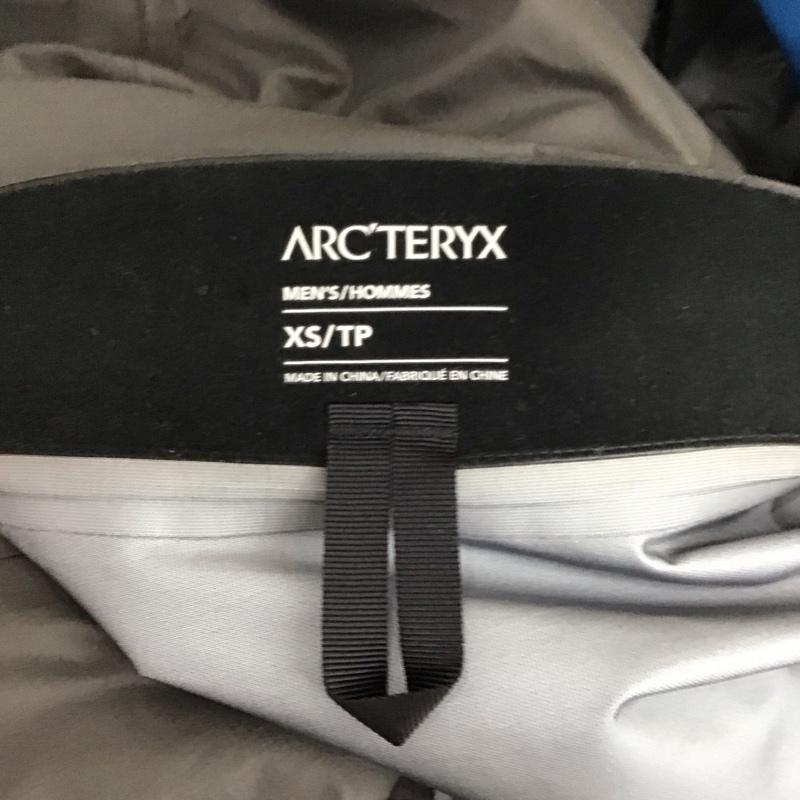 アークテリクス ARC TERYX ジャケット、上着 ジャンパー、ブルゾン 11625-7-ss000691-1/4 マウンテンパーカ ジップアップジャケット ジャンパー XS ロゴ、文字 青 / ブルー /  メンズ USED 古着 中古 10118085