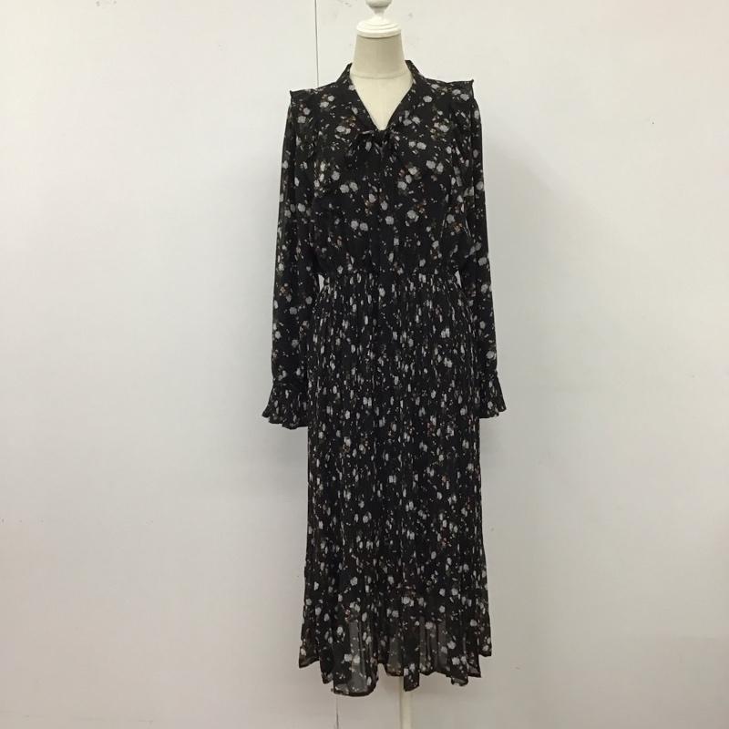 マジェスティックレゴン MAJESTIC LEGON ワンピース ロングスカート 1096065223 ボウタイプリーツフラワーワンピ M 総柄 X 花柄 黒 / ブラック /  レディース USED 古着 中古 10121184