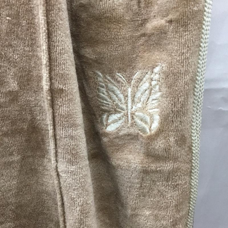 ニードルス Needles パンツ ワークパンツ、ペインターパンツ ジャージ パンツ ワイドパンツ カジュアルパンツ S ロゴ、文字 ベージュ / ベージュ /  メンズ USED 古着 中古 10115164