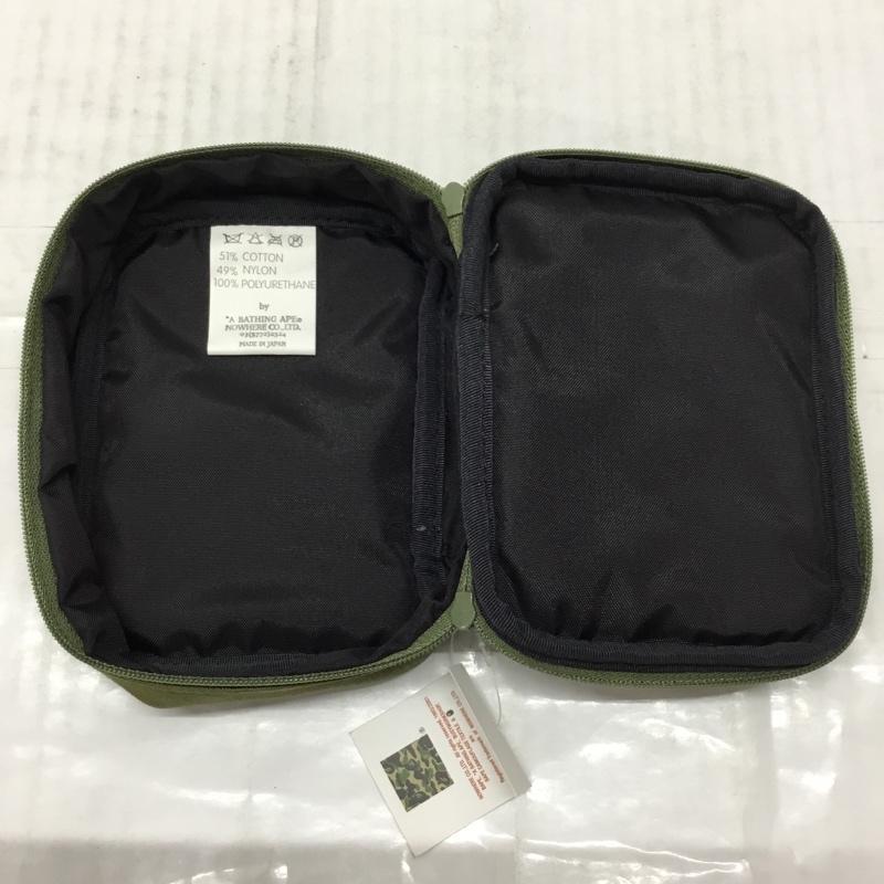 アベイシングエイプ A BATHING APE ポーチ ポーチ スクエア カモフラージュ柄・迷彩 カーキ / カーキ /  メンズ USED 古着 中古 10113723