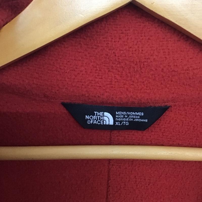 ザノースフェイス THE NORTH FACE ジャケット、上着 ジャケット、ブレザー ジップアップジャケット フリースジャケット アウター XL ロゴ、文字 灰 / グレー / X 赤 / レッド /  メンズ USED 古着 中古 10138879