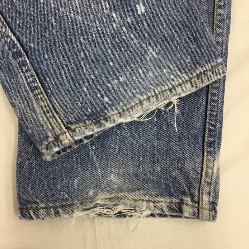 リーバイス Levi s パンツ デニム、ジーンズ USA製 33インチ ダメージ加工 青 / ブルー /  メンズ USED 古着 中古 10139627