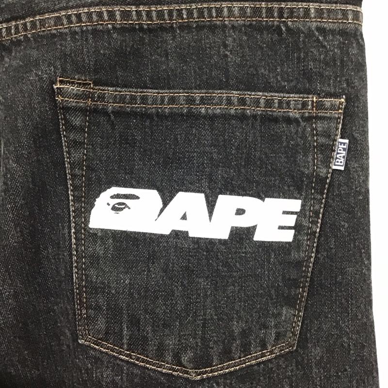 アベイシングエイプ A BATHING APE パンツ デニム、ジーンズ 001DPE801006X TYPE-05 SLIM TAPER 2XL ロゴ、文字 黒 / ブラック /  メンズ USED 古着 中古 10120184