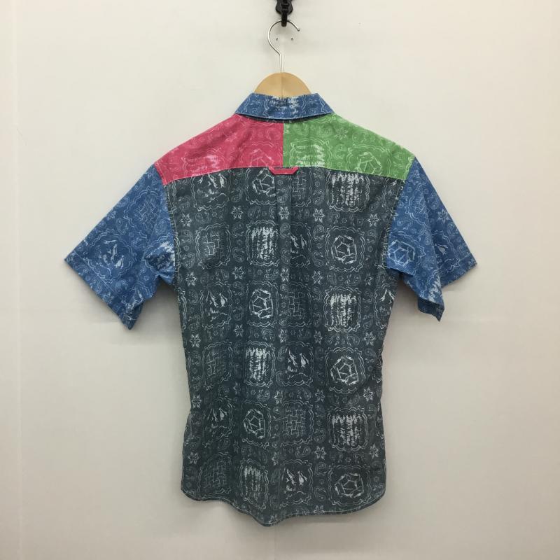 コロンビア Columbia シャツ、ブラウス 半袖 Columbia ペイズリー柄　半袖シャツ　112 PM7376 S バンダナ柄 薄緑 / ライトグリーン / X 青 / ブルー / X マゼンタ / マゼンタ / X 灰 / グレー /  メンズ USED 古着 中古 10127627