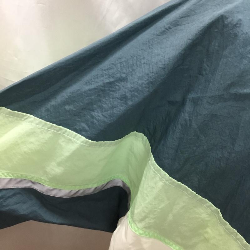 ナイキ NIKE ジャケット、上着 ジャンパー、ブルゾン cz0782-133 ウインドフルジップ ウィンドランナーフーディジャケット スポーツウェア XXL ロゴ、文字 マルチカラー / マルチカラー /  メンズ USED 古着 中古 10114624