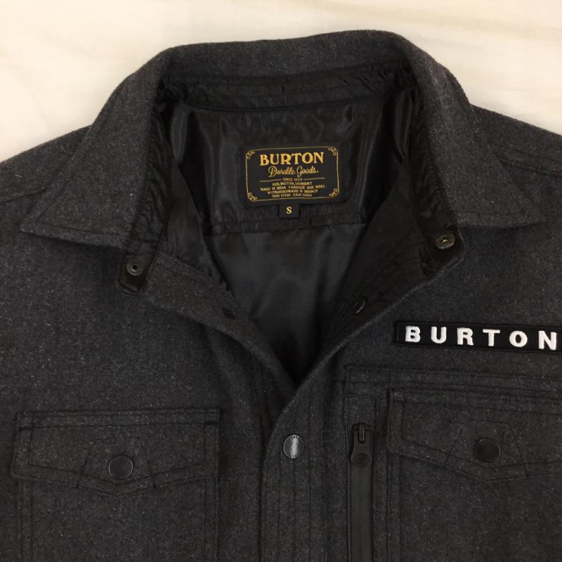 バートン BURTON ジャケット、上着 ジャケット、ブレザー S ロゴ、文字 灰 / グレー /  メンズ USED 古着 中古 10141534