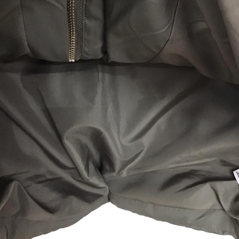 ザラ ZARA ベスト ベスト 3046 741 505 中綿 フード ロング丈 タグ付き L 無地 カーキ / カーキ /  レディース USED 古着 中古 10138926