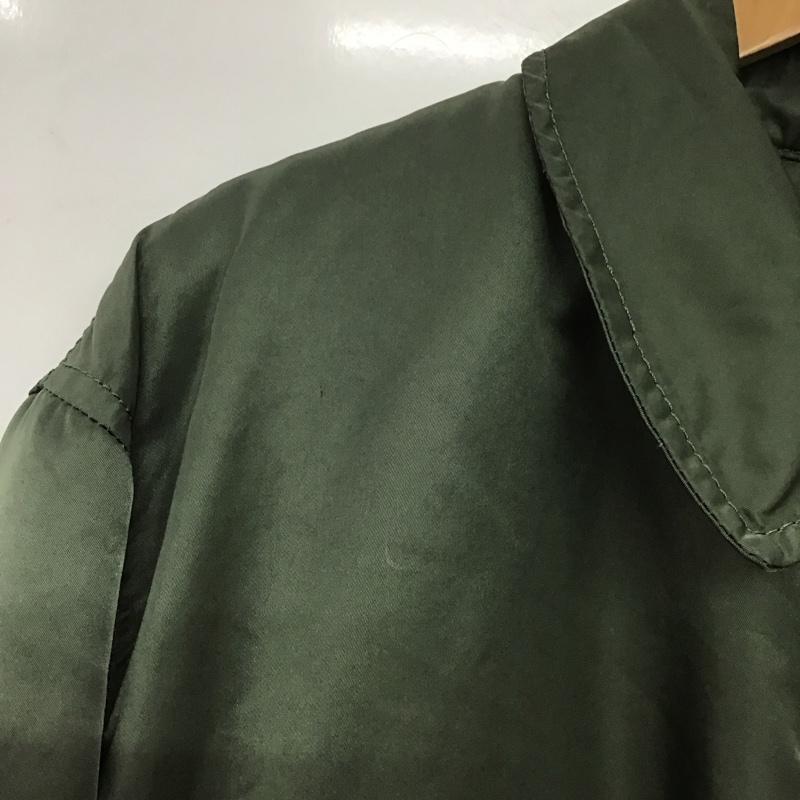 アルファインダストリー Alpha Industries ジャケット、上着 ジャンパー、ブルゾン ジップアップジャケット ナイロンジャケット アウター XL ロゴ、文字 カーキ / カーキ /  メンズ USED 古着 中古 10142603