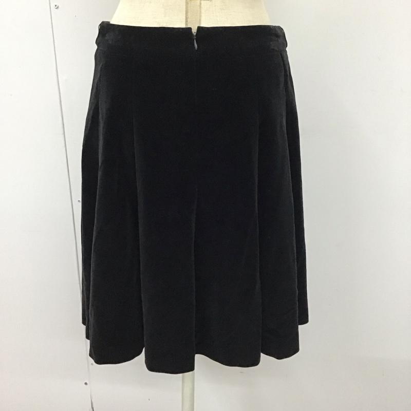 バーバリーブルーレーベル BURBERRY BLUE LABEL スカート ひざ丈スカート FLF08-510-09 プリーツ 38 無地 黒 / ブラック /  レディース USED 古着 中古 10115109