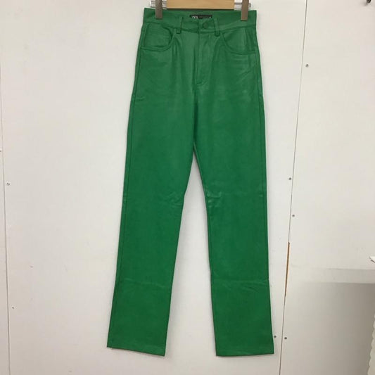 ザラ ZARA パンツ デニム、ジーンズ フェイクレザーパンツ スリムパンツ ストレッチパンツ XS 無地 緑 / グリーン /  レディース USED 古着 中古 10132933