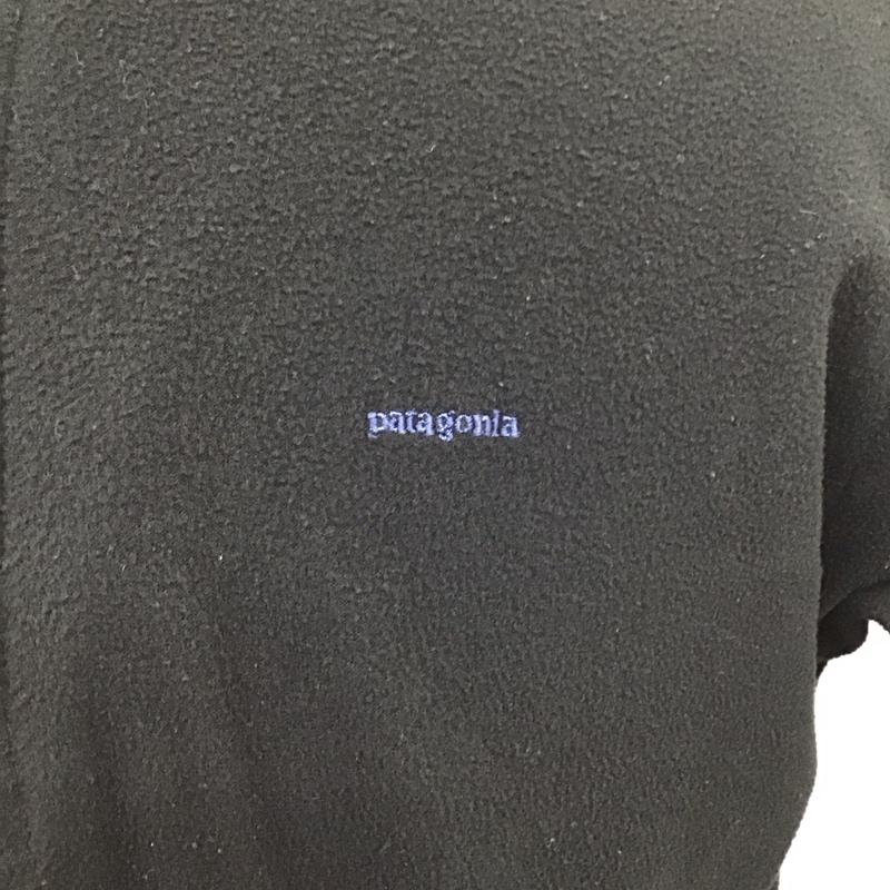パタゴニア patagonia ジャケット、上着 ジャケット、ブレザー 長袖フリースジャケット 長袖カットソー ジップアップカラー M ロゴ、文字 黒 / ブラック /  メンズ USED 古着 中古 10125129