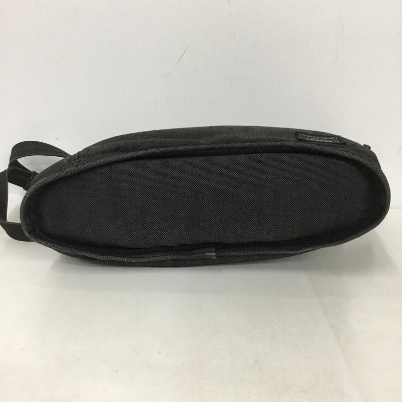 ポーター PORTER ショルダーバッグ ショルダーバッグ SMOKY スモーキー ロゴ、文字 黒 / ブラック /  メンズ USED 古着 中古 10144942
