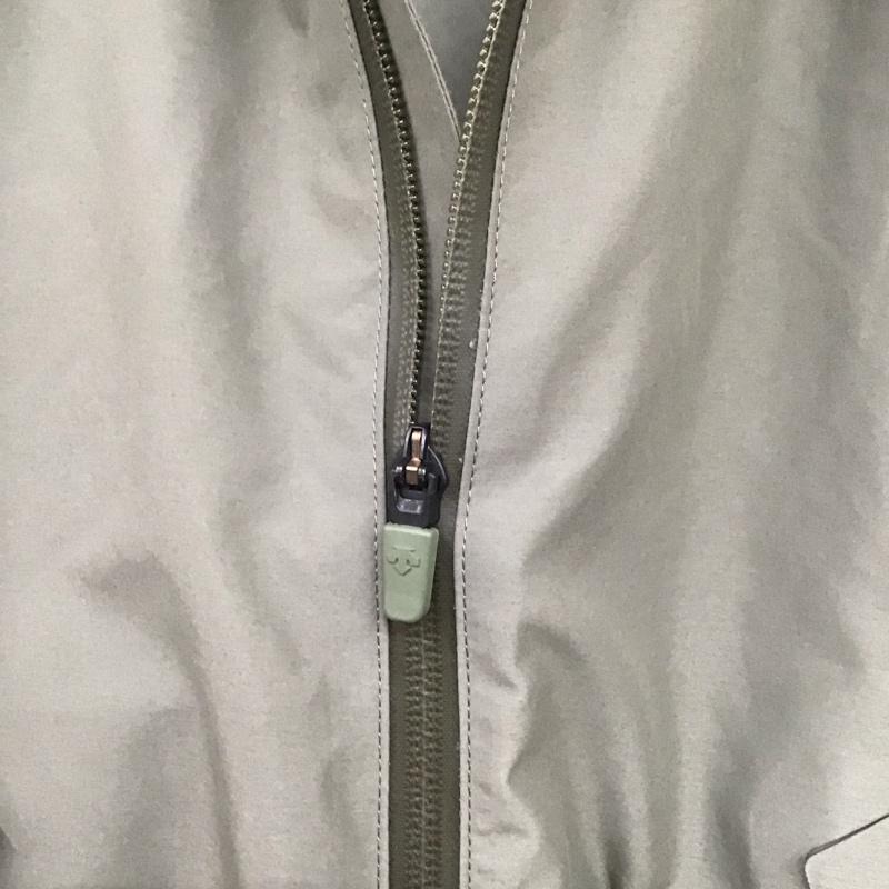 デサント DESCENTE ジャケット、上着 ジャンパー、ブルゾン ジップアップジャケット ナイロンジャケット アウター S 無地 カーキ / カーキ /  メンズ USED 古着 中古 10149209