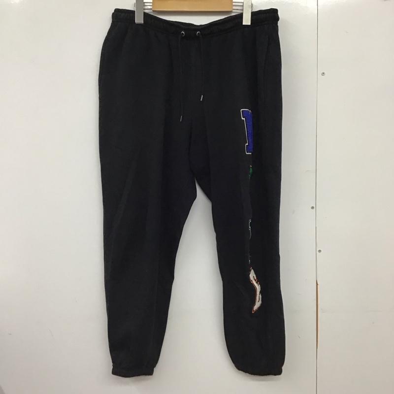ナイキ NIKE パンツ ワークパンツ、ペインターパンツ fz0882-010 クラブカフジョガーパンツ スウェットパンツ XL ロゴ、文字 黒 / ブラック /  メンズ USED 古着 中古 10150698