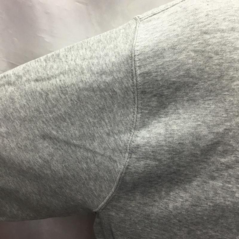 ナイキ NIKE トレーナー 長袖 dz4695-063 スウェット 長袖トレーナー クルーネック XXL プリント 灰 / グレー /  メンズ USED 古着 中古 10121592